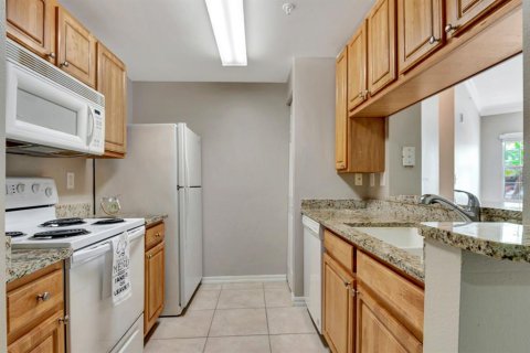 Condominio en venta en Sarasota, Florida, 1 dormitorio, 88.91 m2 № 1827344 - foto 11