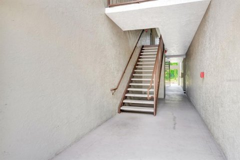 Condominio en venta en Sarasota, Florida, 1 dormitorio, 88.91 m2 № 1827344 - foto 3