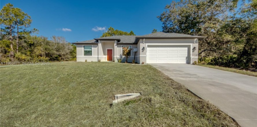 Casa en Lehigh Acres, Florida 3 dormitorios, 153.57 m2 № 2081024