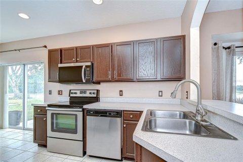 House in Wesley Chapel, Florida 4 bedrooms, 175.03 sq.m. № 1771414 - photo 23