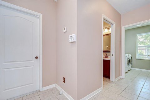 House in Wesley Chapel, Florida 4 bedrooms, 175.03 sq.m. № 1771414 - photo 9