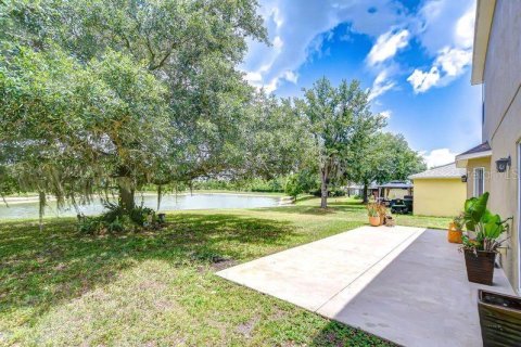 House in Wesley Chapel, Florida 4 bedrooms, 175.03 sq.m. № 1771414 - photo 30