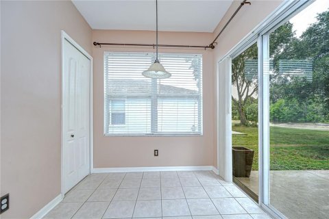 House in Wesley Chapel, Florida 4 bedrooms, 175.03 sq.m. № 1771414 - photo 27
