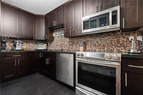 Condominio en venta en Hallandale Beach, Florida, 3 dormitorios, 165.37 m2 № 1753127 - foto 24