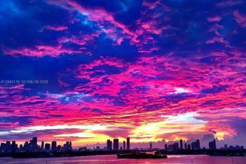 Condominio en alquiler en Miami Beach, Florida, 45.06 m2 № 2059827 - foto 17