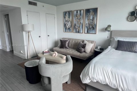 Condominio en alquiler en Miami Beach, Florida, 45.06 m2 № 2059827 - foto 15