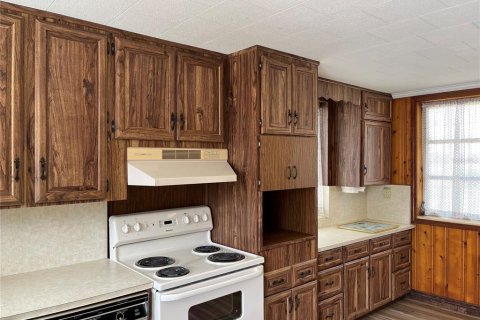 Villa ou maison à vendre à Edgewater, Floride: 4 chambres, 220.18 m2 № 2226447 - photo 11