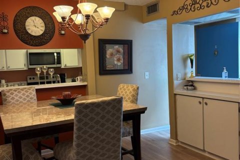 Condominio en venta en Madeira Beach, Florida, 1 dormitorio, 61.78 m2 № 1900828 - foto 6