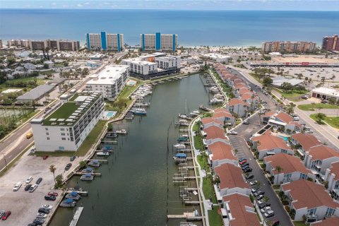 Condominio en venta en Madeira Beach, Florida, 1 dormitorio, 61.78 m2 № 1900828 - foto 19
