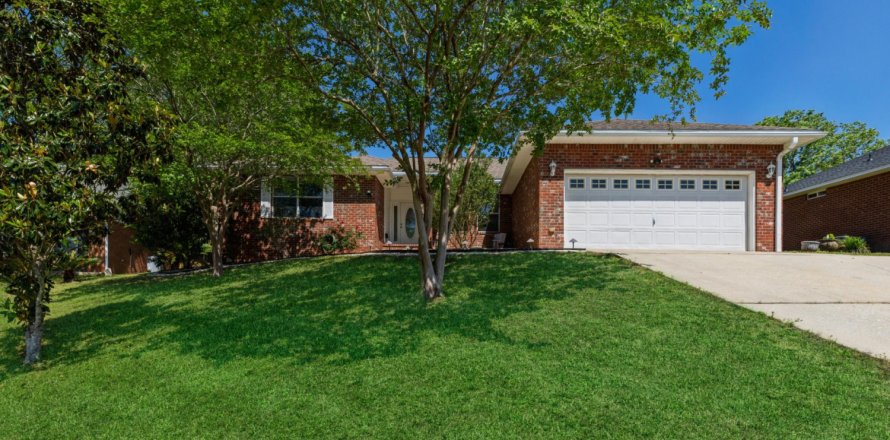 Casa en Crestview, Florida 4 dormitorios, 181.81 m2 № 562622