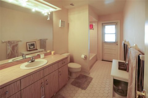 Купить виллу или дом в Уиндермир, Флорида 9 комнат, 207.92м2, № 1757701 - фото 23