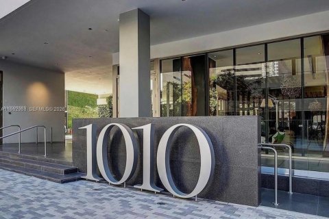 Condominio en alquiler en Miami, Florida, 41.06 m2 № 2043243 - foto 15