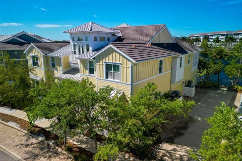 Condominio en alquiler en Bradenton, Florida, 3 dormitorios, 204.94 m2 № 1918465 - foto 1