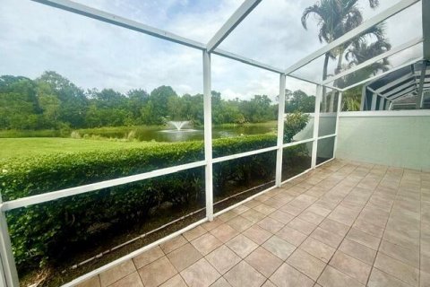 Townhouse in Stuart, Florida 3 bedrooms, 153.94 sq.m. № 2086786 - photo 23