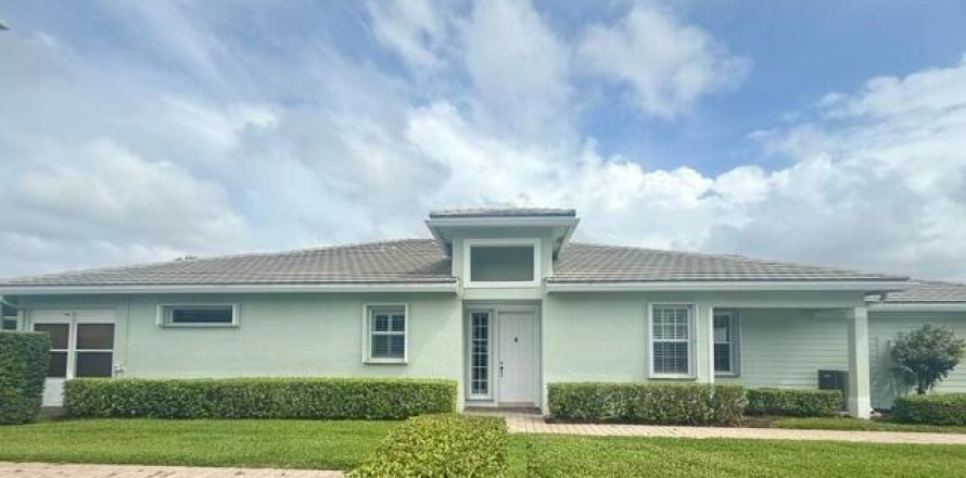 Townhouse in Stuart, Florida 3 bedrooms, 153.94 sq.m. № 2086786
