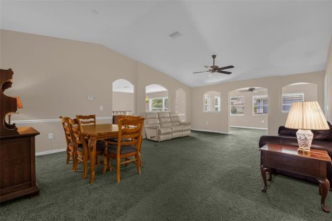 House in Leesburg, Florida 3 bedrooms, 183.76 sq.m. № 2149482 - photo 17