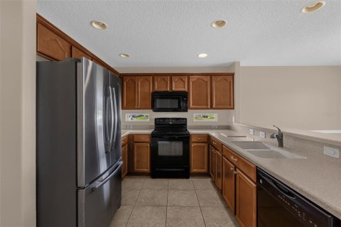 House in Leesburg, Florida 3 bedrooms, 183.76 sq.m. № 2149482 - photo 2