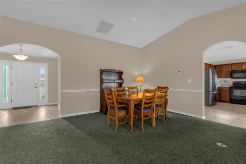 House in Leesburg, Florida 3 bedrooms, 183.76 sq.m. № 2149482 - photo 18