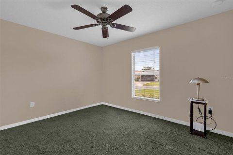 House in Leesburg, Florida 3 bedrooms, 183.76 sq.m. № 2149482 - photo 23