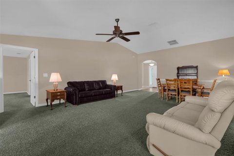 House in Leesburg, Florida 3 bedrooms, 183.76 sq.m. № 2149482 - photo 11