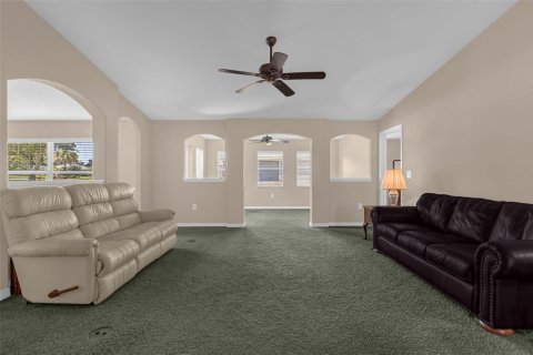House in Leesburg, Florida 3 bedrooms, 183.76 sq.m. № 2149482 - photo 9