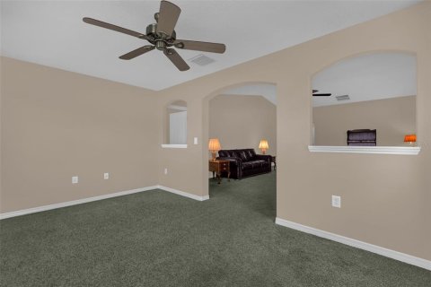 House in Leesburg, Florida 3 bedrooms, 183.76 sq.m. № 2149482 - photo 14
