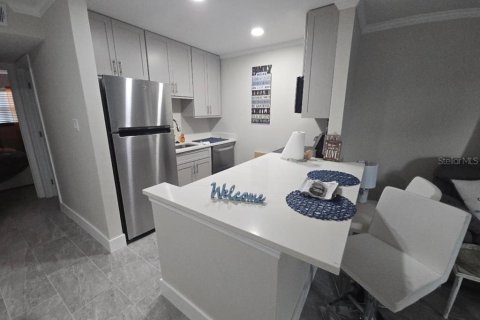 Condominio en alquiler en Treasure Island, Florida, 1 dormitorio, 53.88 m2 № 1816934 - foto 14