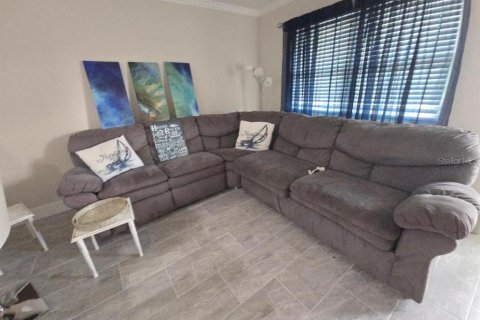 Condominio en alquiler en Treasure Island, Florida, 1 dormitorio, 53.88 m2 № 1816934 - foto 9