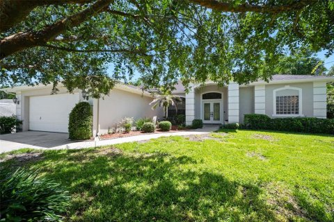 House in Deltona, Florida 4 bedrooms, 216.46 sq.m. № 2220295