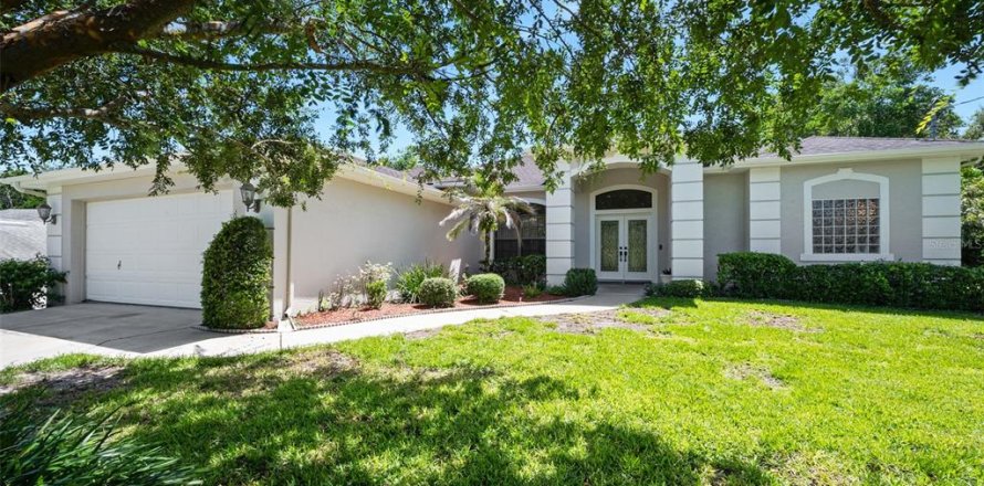 House in Deltona, Florida 4 bedrooms, 216.46 sq.m. № 2220295