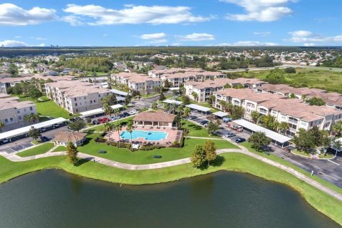 Купить кондоминиум в Киссимми, Флорида 6 комнат, 133.13м2, № 2308304 - фото 28