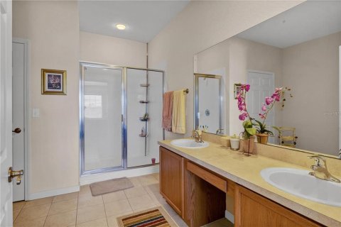 Купить кондоминиум в Киссимми, Флорида 6 комнат, 133.13м2, № 2308304 - фото 17