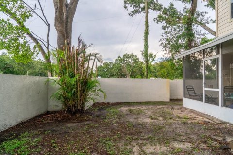 Townhouse in Brandon, Florida 3 bedrooms, 129.51 sq.m. № 2230747 - photo 21