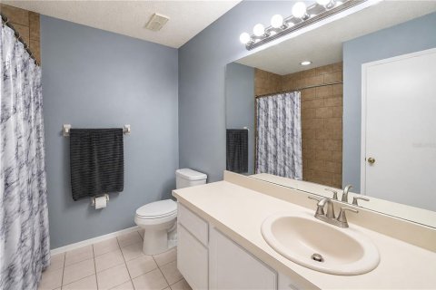 Townhouse in Brandon, Florida 3 bedrooms, 129.51 sq.m. № 2230747 - photo 19