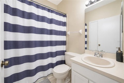 Townhouse in Brandon, Florida 3 bedrooms, 129.51 sq.m. № 2230747 - photo 20