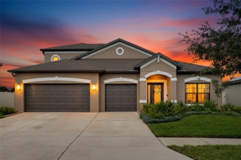 Casa en Wesley Chapel, Florida 4 dormitorios, 293.11 m2 № 2275696