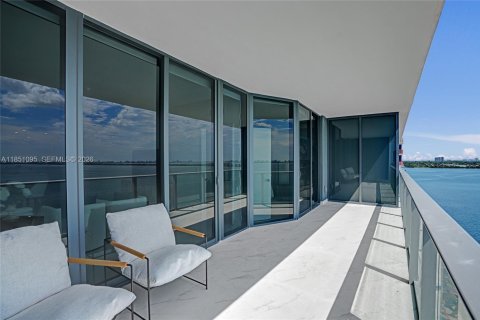 Купить кондоминиум в Майами, Флорида 2 спальни, 165.64м2, № 2056825 - фото 4