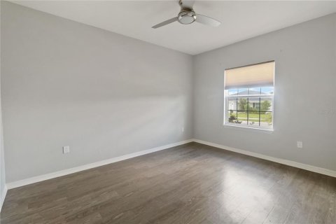 House in Haines City, Florida 4 bedrooms, 188.78 sq.m. № 1878222 - photo 25