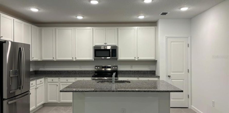 Villa ou maison à Ocala, Floride 4 chambres, 241.55 m2 № 1879492