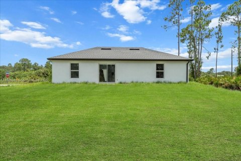 Villa ou maison à vendre à Lehigh Acres, Floride: 3 chambres № 1848322 - photo 3
