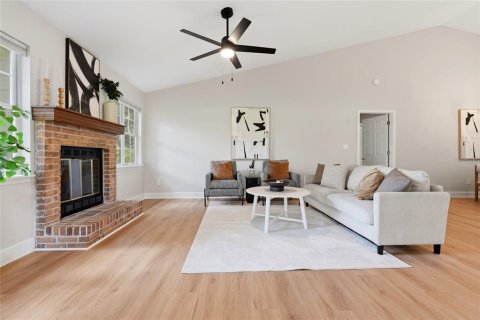 Villa ou maison à vendre à Gainesville, Floride: 3 chambres, 144.83 m2 № 2223248 - photo 9