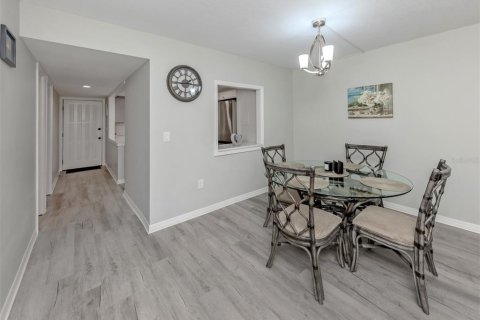 Купить кондоминиум в Энглвуд, Флорида 5 комнат, 99.03м2, № 2100292 - фото 12
