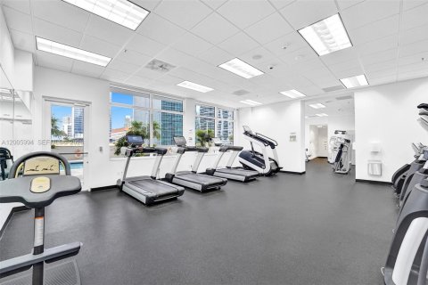 Condo in Miami, Florida № 2070851 - photo 16