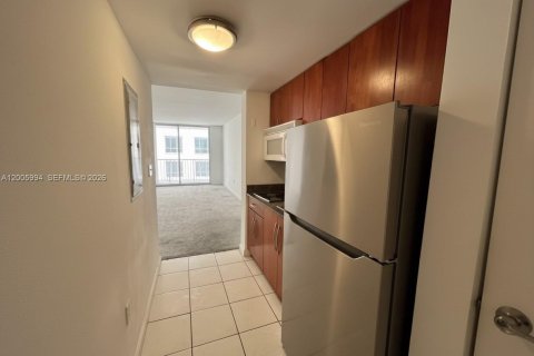 Condo in Miami, Florida № 2070851 - photo 4