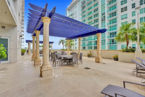 Condo in Miami, Florida № 2070851 - photo 15