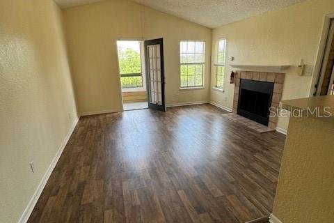 Condo in Orlando, Florida, 2 bedrooms  № 1379751 - photo 2
