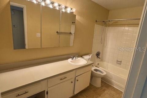 Condo in Orlando, Florida, 2 bedrooms  № 1379751 - photo 6