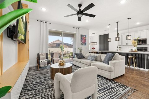 Casa en venta en Davenport, Florida, 4 dormitorios, 247.21 m2 № 2233473 - foto 12