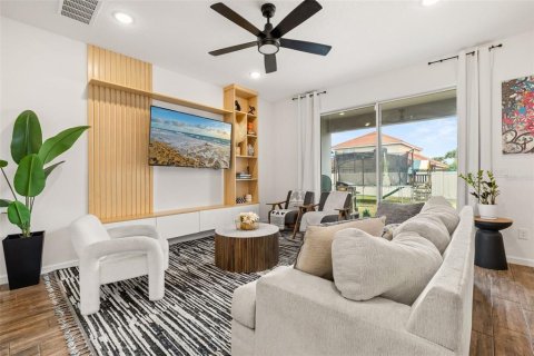 Casa en venta en Davenport, Florida, 4 dormitorios, 247.21 m2 № 2233473 - foto 13
