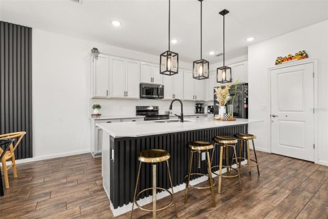 Casa en venta en Davenport, Florida, 4 dormitorios, 247.21 m2 № 2233473 - foto 16